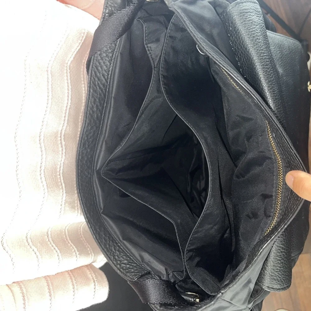 Tory Burch Black Nylon Leather Messenger Diaper Bag Crossbody Baby Travel Tote